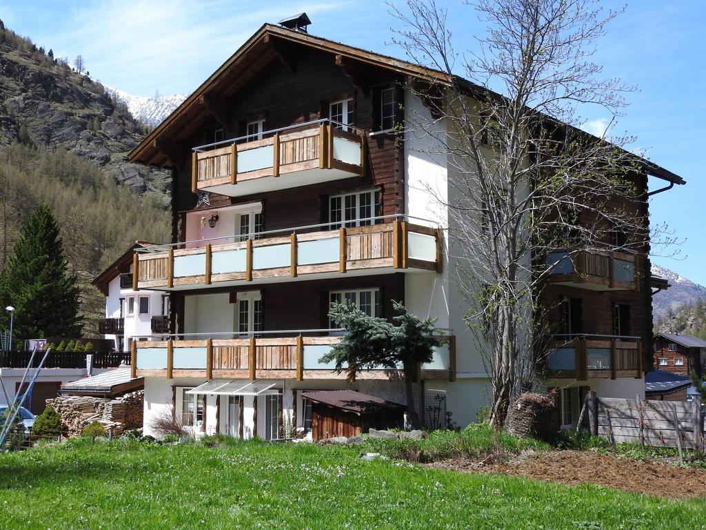 Haus Alpenperle Apartment Saas-Almagell Exterior photo